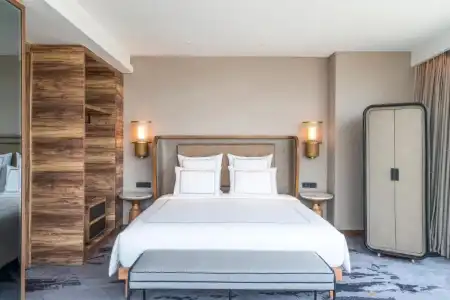 Swissôtel Jakarta PIK Avenue - 77