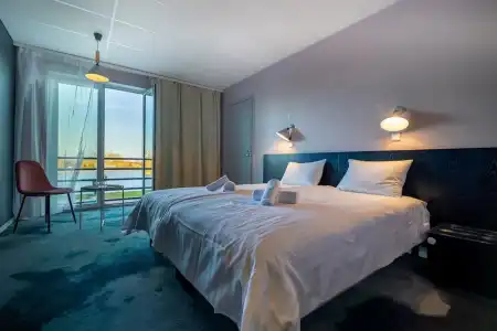 Ö Seaside Suites & Spa - 5