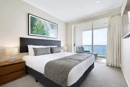 Pacific Views Resort - 3