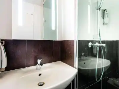 ibis Styles Reims Centre Cathédrale - 9
