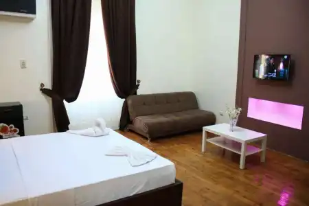Kmt Hostel - 20