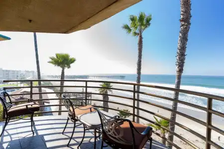 Pacific Terrace - 130