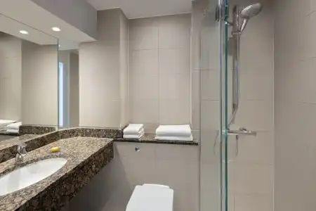 Deltas by Marriott Bristol City Centre - 43