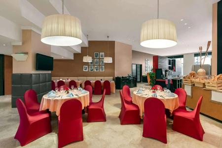 Ramada Plaza by Wyndham Deira - 20