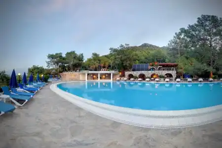 Montana Pine Resort - All Inclusive - 9