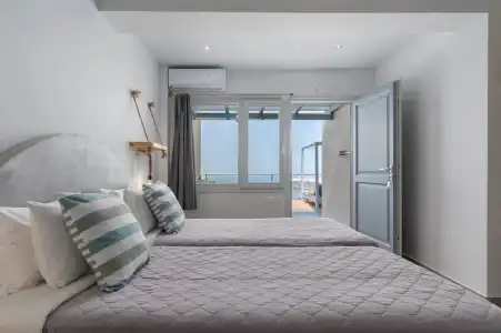 Gizis Cliffside Suites - 31