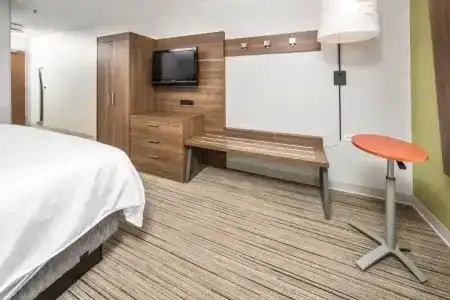 Holiday Inn Express Indianapolis South by IHG - 55