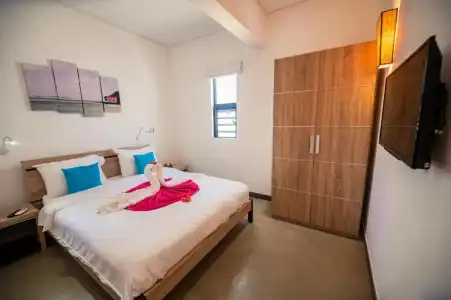 Toparadis Guest House - 57