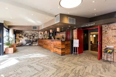 The Old Woolstore Apartment - 30