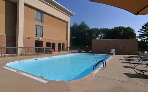 Hampton Inn Springfield-South - 15