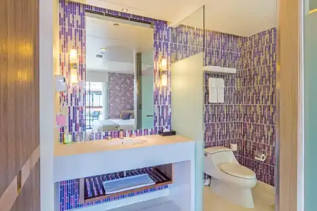 Holiday Inn Express PHUKET PATONG BEACH CENTRAL by IHG - 85