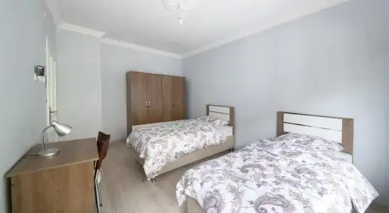 Adali Hostel Pansi̇yon - 3