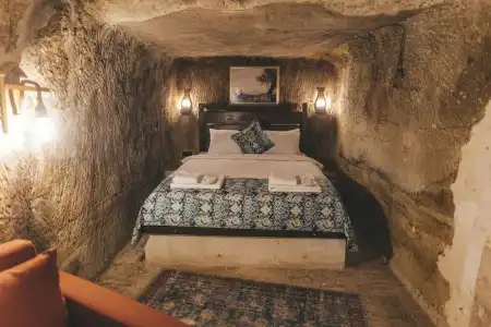 Tale Cave Inn - 129