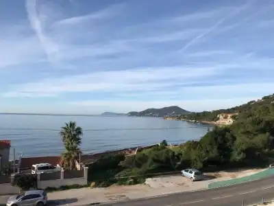 Hôtel Almanarre Plage - 76