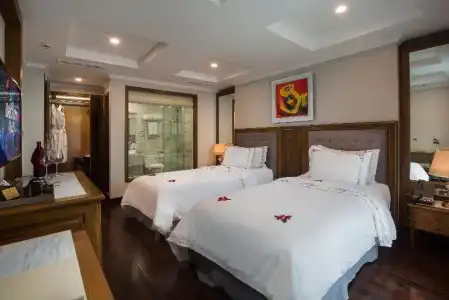 Hanoi Dalvostro Valentino & Spa - 65