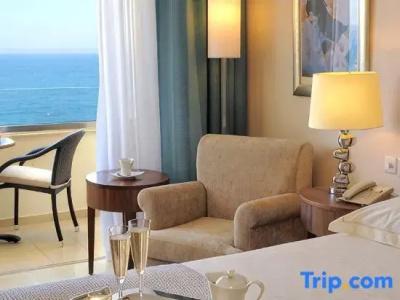 Alexander the Great Beach - 184