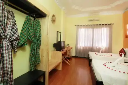 Central Privilege - 19