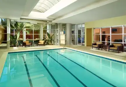 Courtyard by Marriott Atlanta Buckhead - 17