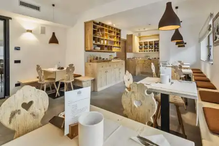Camina Suite & Spa - 19