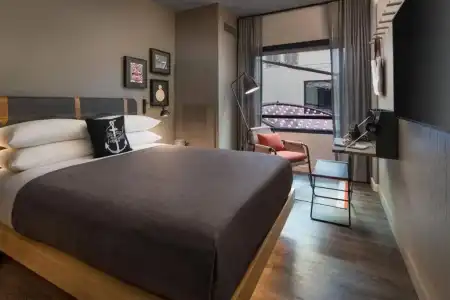 Moxy San Diego Downtown/Gaslamp Quarter - 22