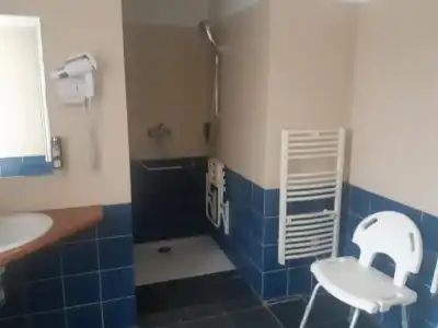 La Petite Rade Hôtel - 111