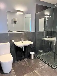 On Top Apartments & Hostel Backpackers - 53
