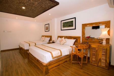 Rex and Apartment - 122