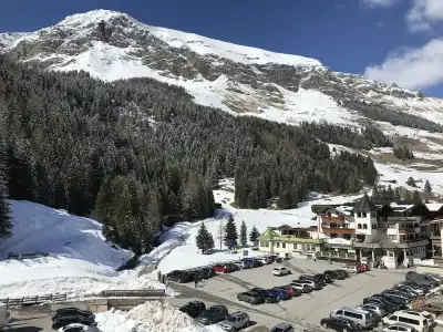 VALARA Alpine Art - 38