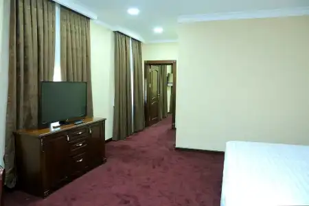 Grand Capital - 4