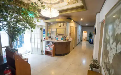 Beewon Guest House - Hostel - 1