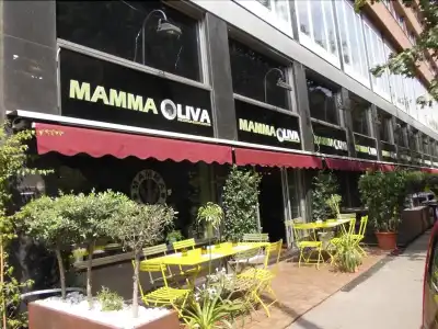 RossoVino Milano Boutique - 10