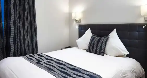 Best Western Le Cheval Blanc - Vieux Port - 239