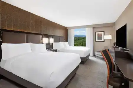 DoubleTree by Hilton Denver Cherry Creek - 38