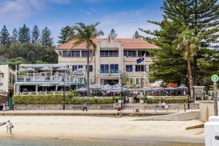 Watsons Bay Boutique - 40