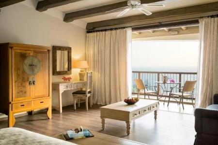 Columbia Beach Resort - 203