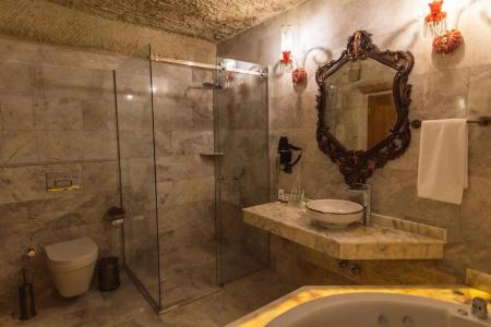 Solo Cave Suites - 20