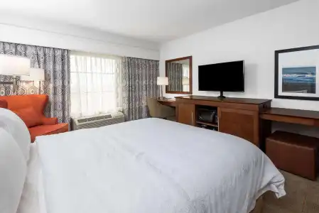 Hampton Inn & Suites Florence Center - 42