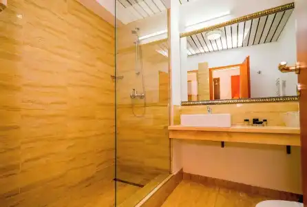 Guci - 20