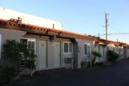 Beacon Motel - 8
