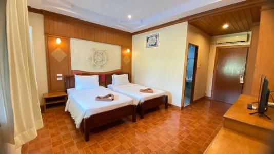 Phi Phi Don Chukit Resort - 44