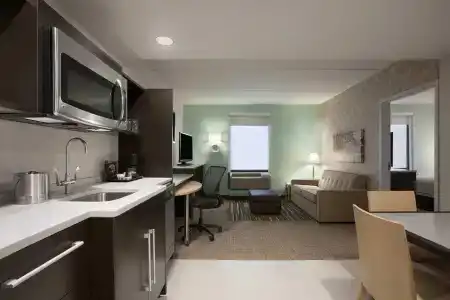 Home2 Suites by Hilton Philadelphia - Convention Center, PA - 23