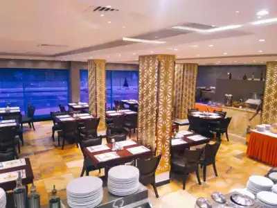 Al Bustan Flats - 14