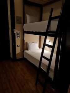 Kmt Hostel - 18