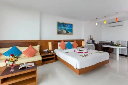 The View Rawada Phuket - 2