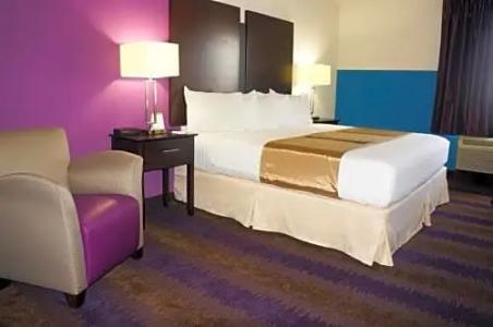 Holiday Inn & Suites RICHMOND - WEST END by IHG - 32