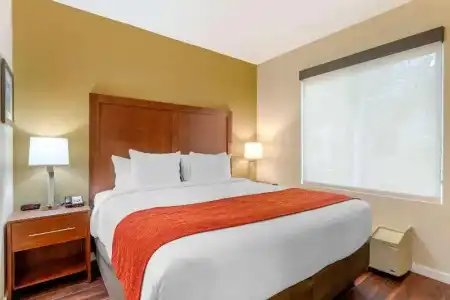 Comfort Inn & Suites near Ontario Airport - 56