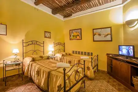 Alloggio dei Vassalli, In the Heart of the Historic Center - 83