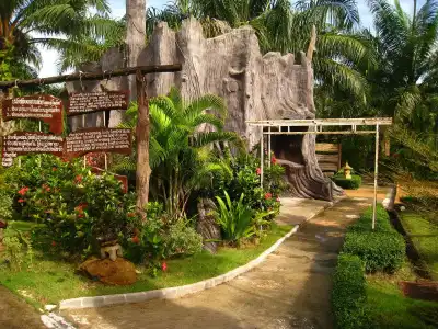 Nattha Waree Hot Spring Resort and Spa - 12