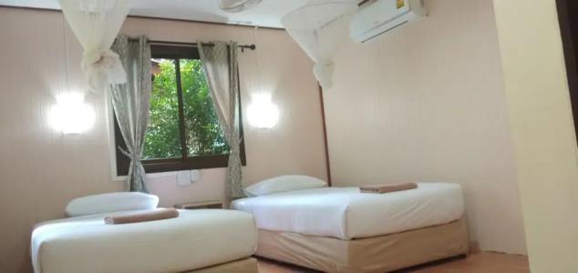 Khao Sok Island Resort and Spa - 18