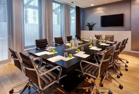 Premier Inn Berlin Alexanderplatz - 11